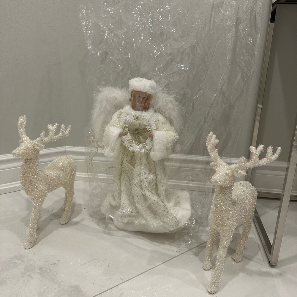 Mary tree topper + Reindeers